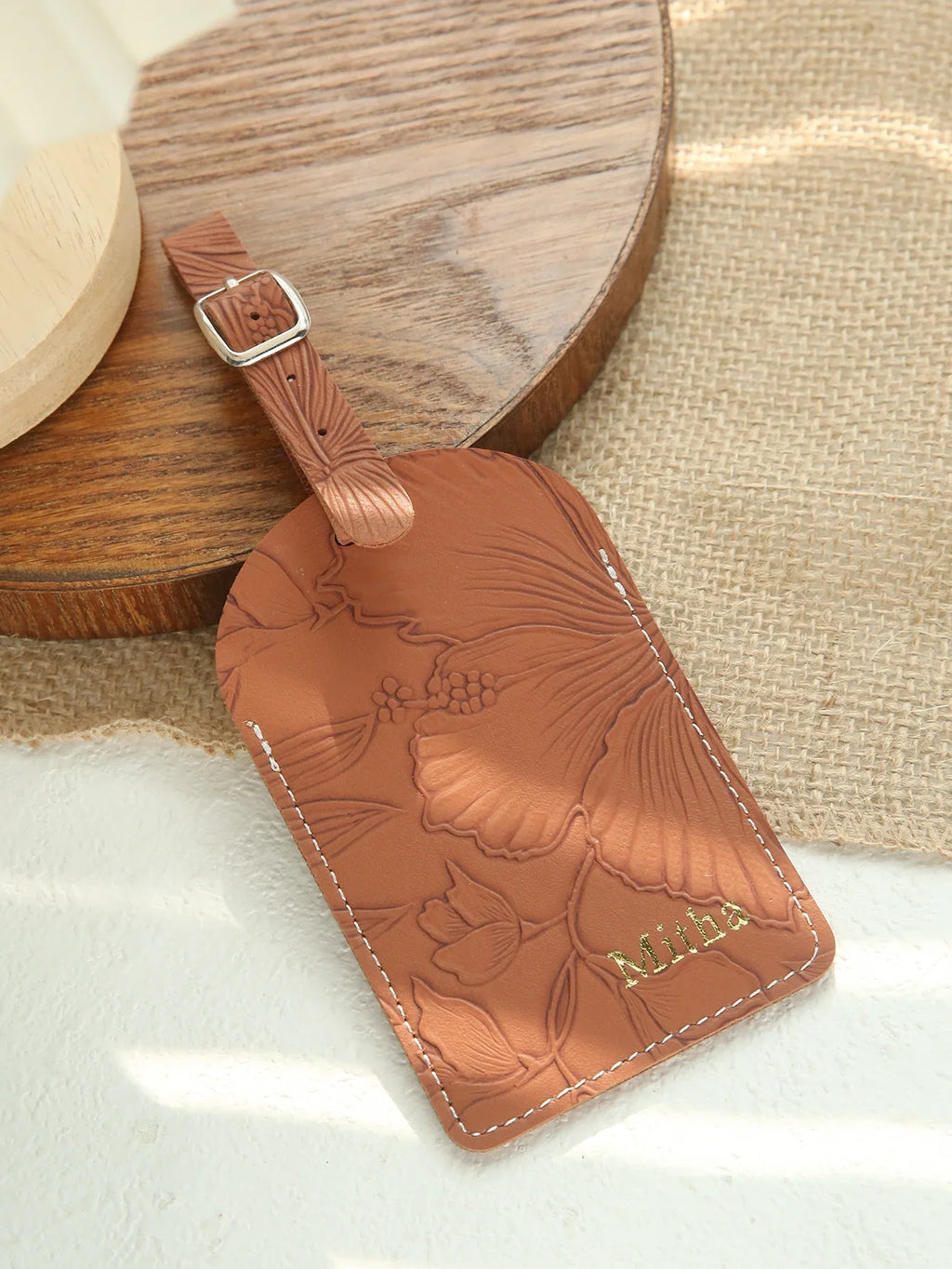 1PC Custom Name Luggage Tag for Suitcases with Carving Flower Patterns Personalized Vegan Leather Tag With Privacy Name Card