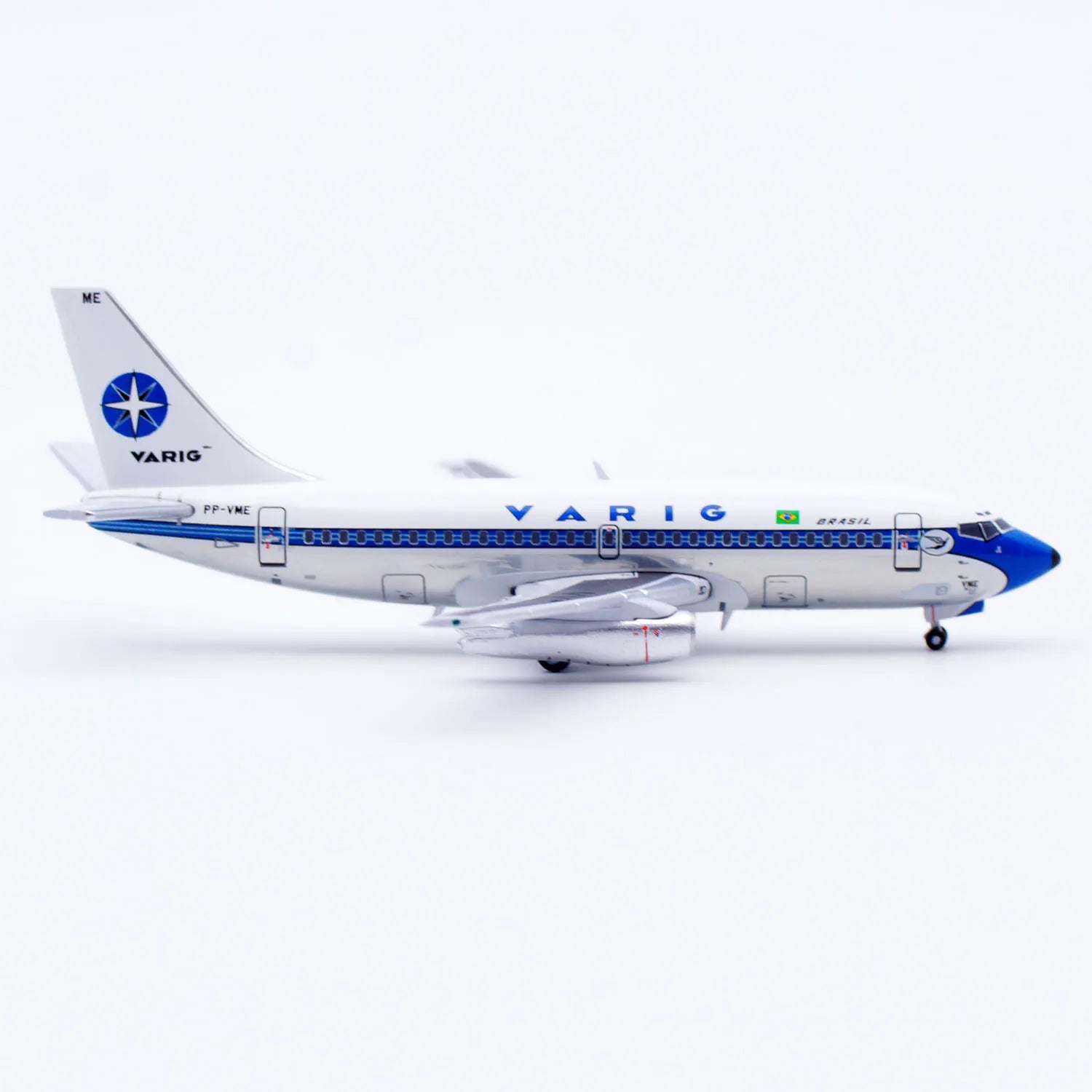 XX40253 Alloy Collectible Plane Gift JC Wings 1:400 Varig Boeing B737-200 [Polished] Diecast Aircraft Jet Model PP-VME