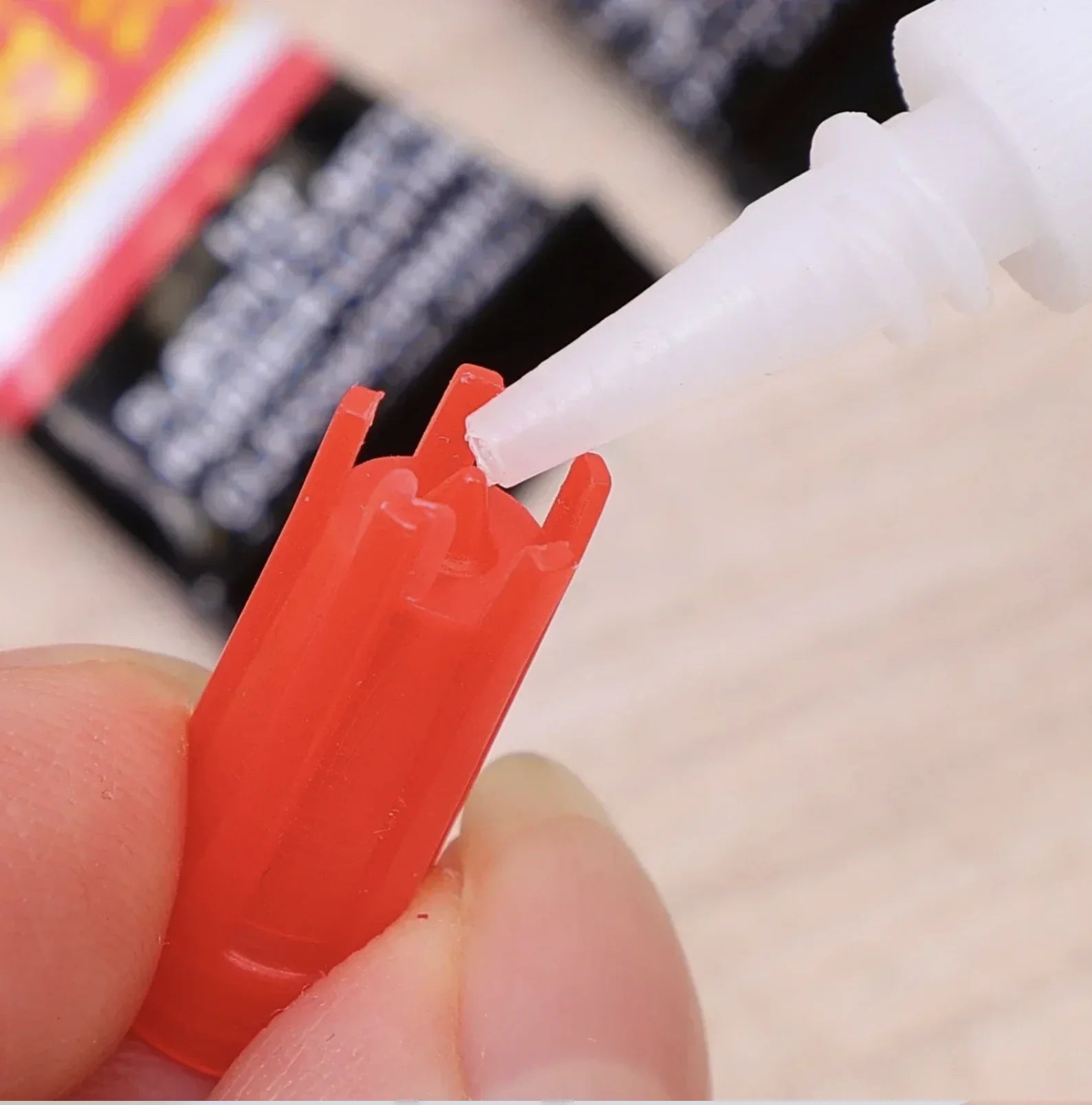 Liquid Super Glue for Wood, Rubber, Metal, Glass – Strong Cyanoacrylate Adhesive Gel 502 for Instant Bonding Leather & More