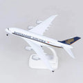 Metal Aircraft Airliner Model 20cm 1:400 Singapore Airlines A380 Metal Replica Alloy Material Aviation Simulation Toys Boy Gift