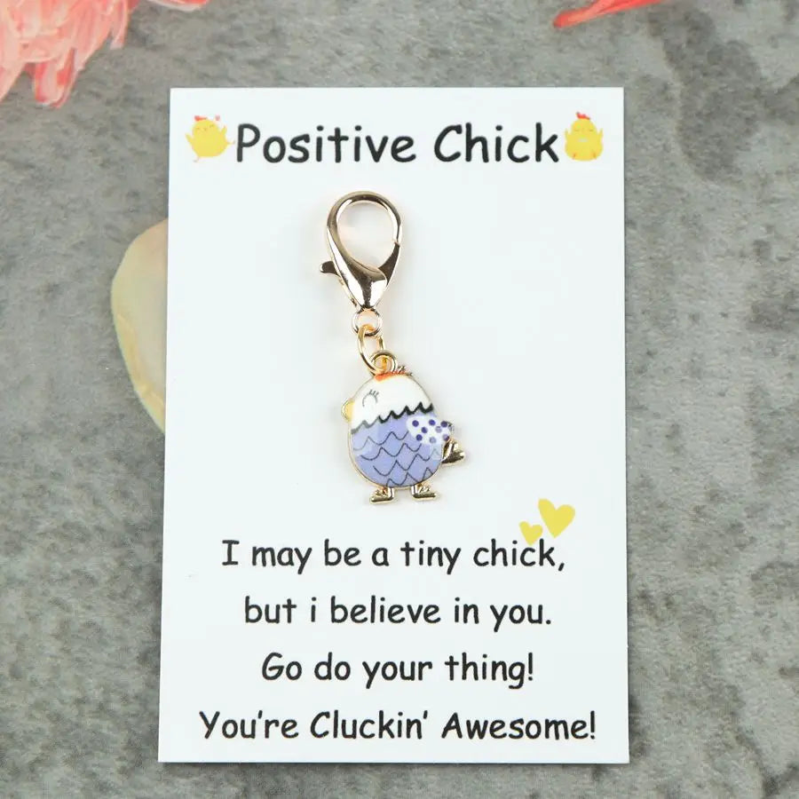 8 pcs cute chick keychain with accompanying motivational greeting cards, perfect for birthdays, parties, and holiday gifts.