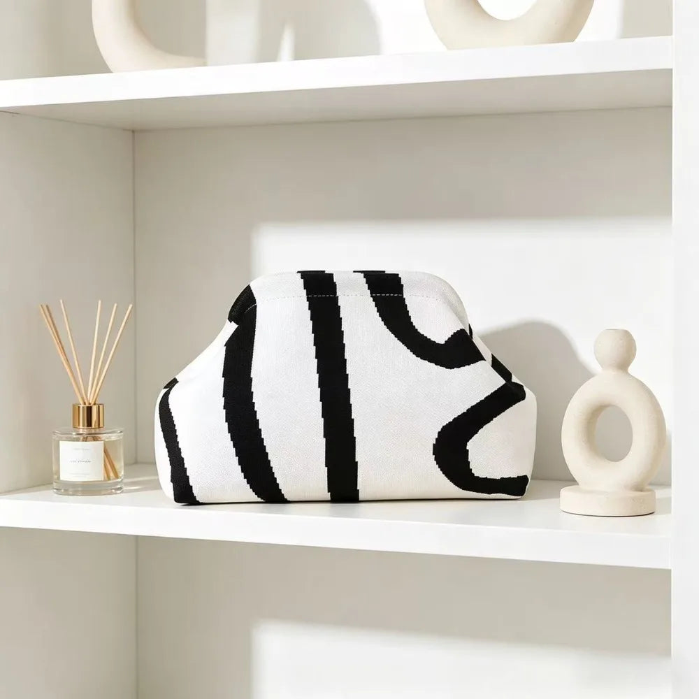 Beach bag irregular stripe knit bag women's fashion commuting versatile stripe bag makeup bag woven clutch bag