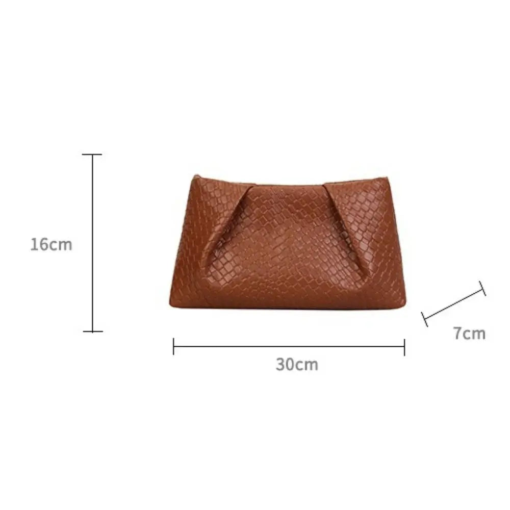 Popular Large Capacity Clutch Bag Lightweight Multifunctional Shoulder Bag Luxury Design Retro Style Woven Bag Banquets