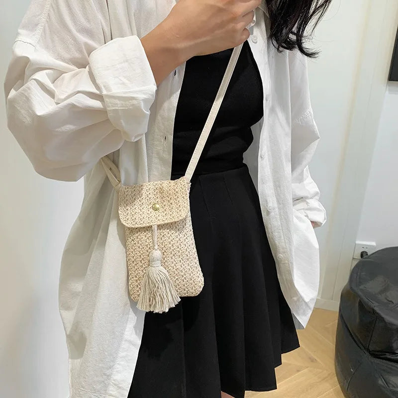 Summer New Straw Woven Phone Bag, Versatile Tassel Single-shoulder Small Bag, Crossbody Bag, Fashionable