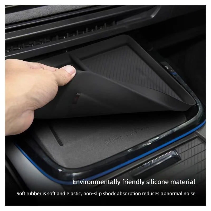 For LYNK&CO 08 2023-2025 Car Wireless Charging Silicone Pad Armrest Box Compartment Storage Box Interior Accessories