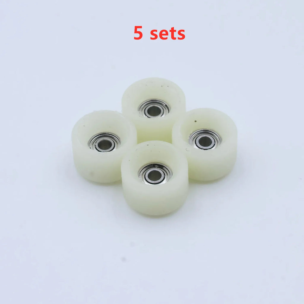 Bowl Shape Urethane Fingerboard Wheels 65D Hardness with ABEC 7 Bearing