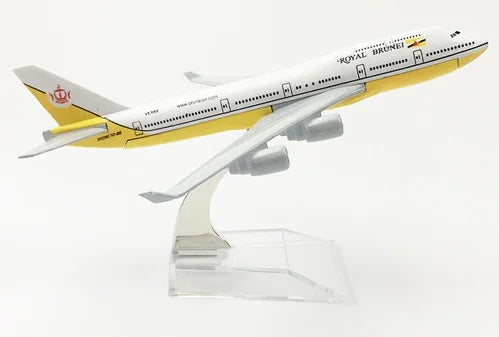 Airplane Scale 1/400 747 Series Toys plane Air Force One B747 Alloy Metal Toys and Hobbies Diecast W Wheels Souvenir Plane