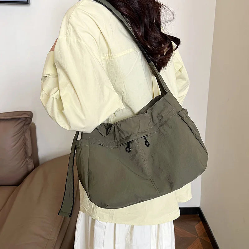 Waterproof Nylon Cloth Bag Large Capacity Tote Bag Fashion New Casual Sports Wind Single Shoulder Crossbody Bag Bag