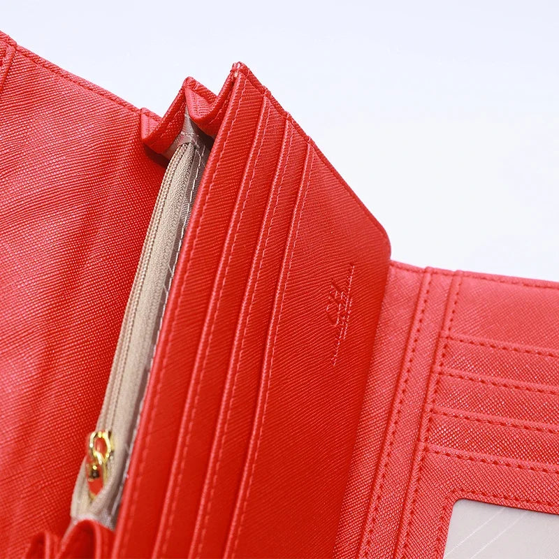 CH Quilted Leather Effect Flap Purse Fashionable Compact Wallet For Women Daily Commute Travel And Everyday Storage Needs