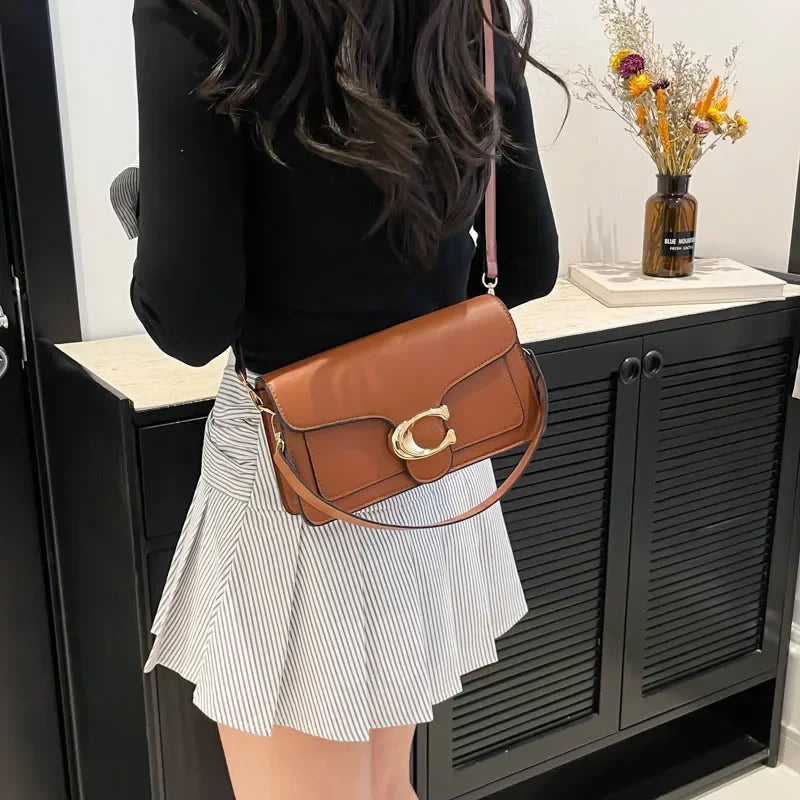 Logo Flap Envelope Bag Minimalist Leather Crossbody Bag for Women Work Evening Shoulder Purse with Adjustable Strap Bags