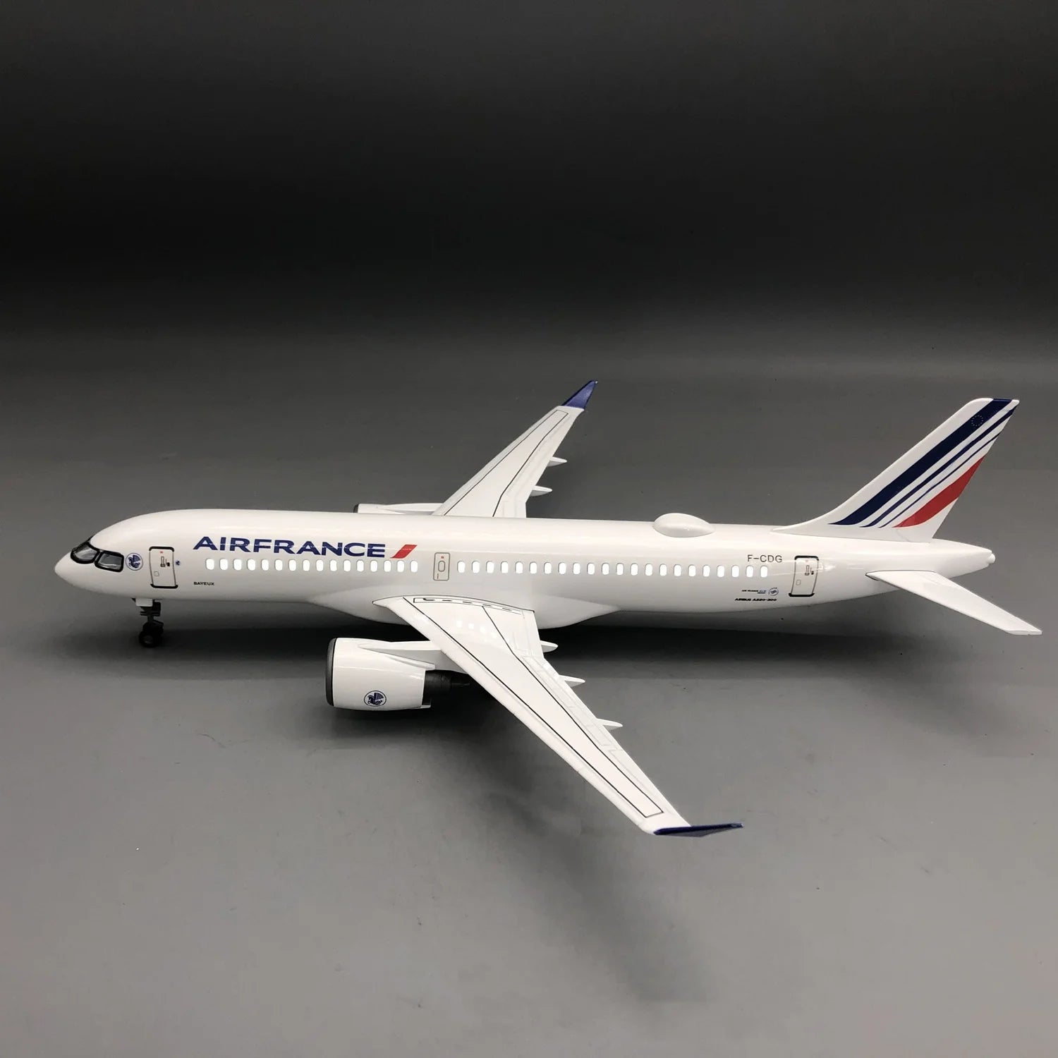 1/100 Scale airplane Model Air France a220-300 Resin collectible aircraft with Landing Gear Wheels Light(Touch or Sound Control)