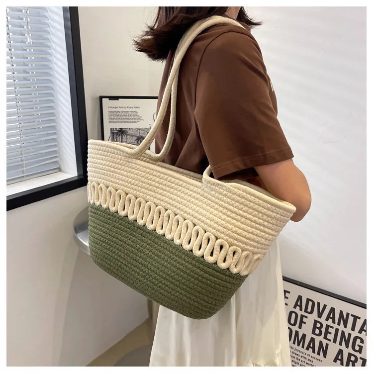 Shoulder Bag Summer Woven Bag Tote Bag Large Capacity Straw Bag for Summer Beach Holidays Women's Beach Bag Flower