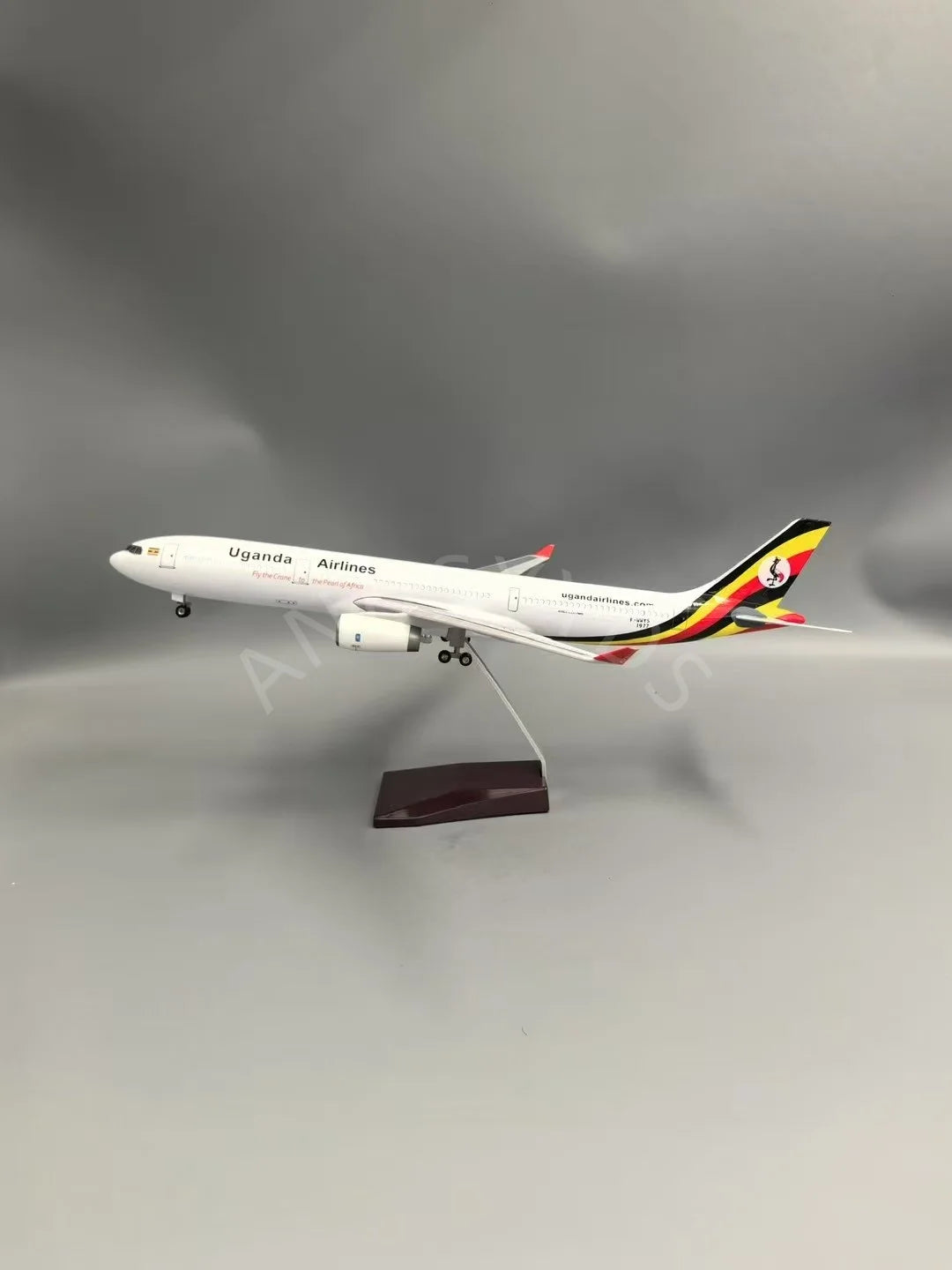 47cm Scale Aircraft A330 Ugandan Airlines Miniature Airplane Diecast Resin With Landing Gear Boys Toys Flight Machine Model Gift