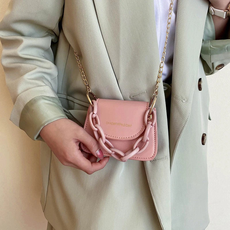 Wholesale of Korean Mini Jelly Bags, New Acrylic Chain Crossbody Bags, Versatile and Popular Hand-held Women's Bags