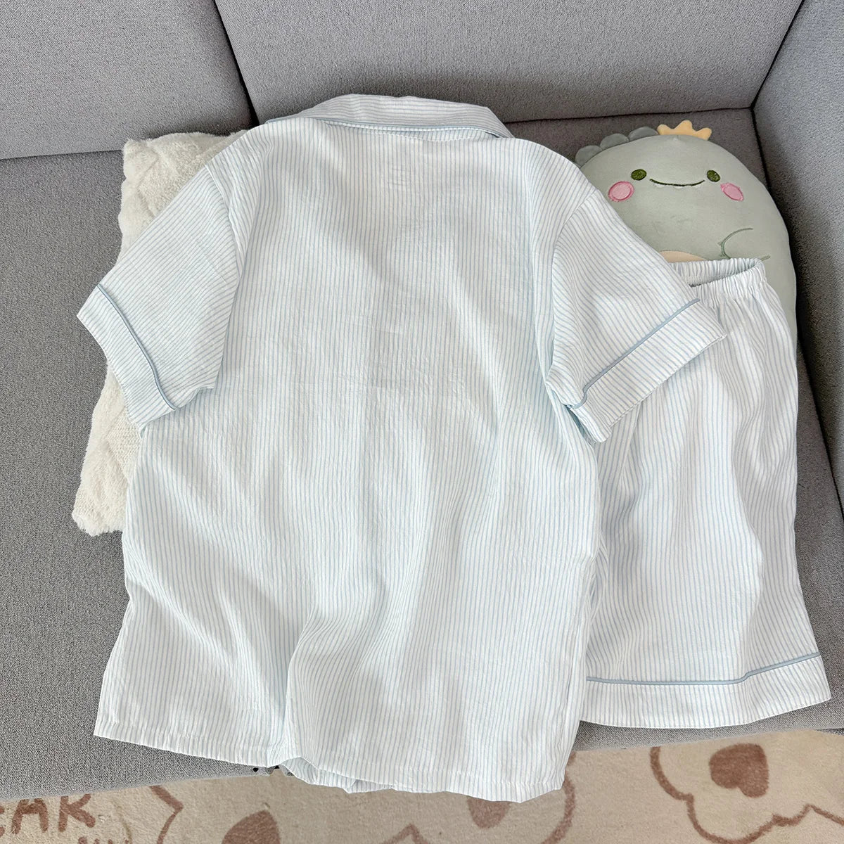 Women's Summer Pajamas, Thin Striped Pattern Short-Sleeved Shorts, Sweet and Cute, Can Be Worn Outside in Summer, Two-Piece Home Wear Set