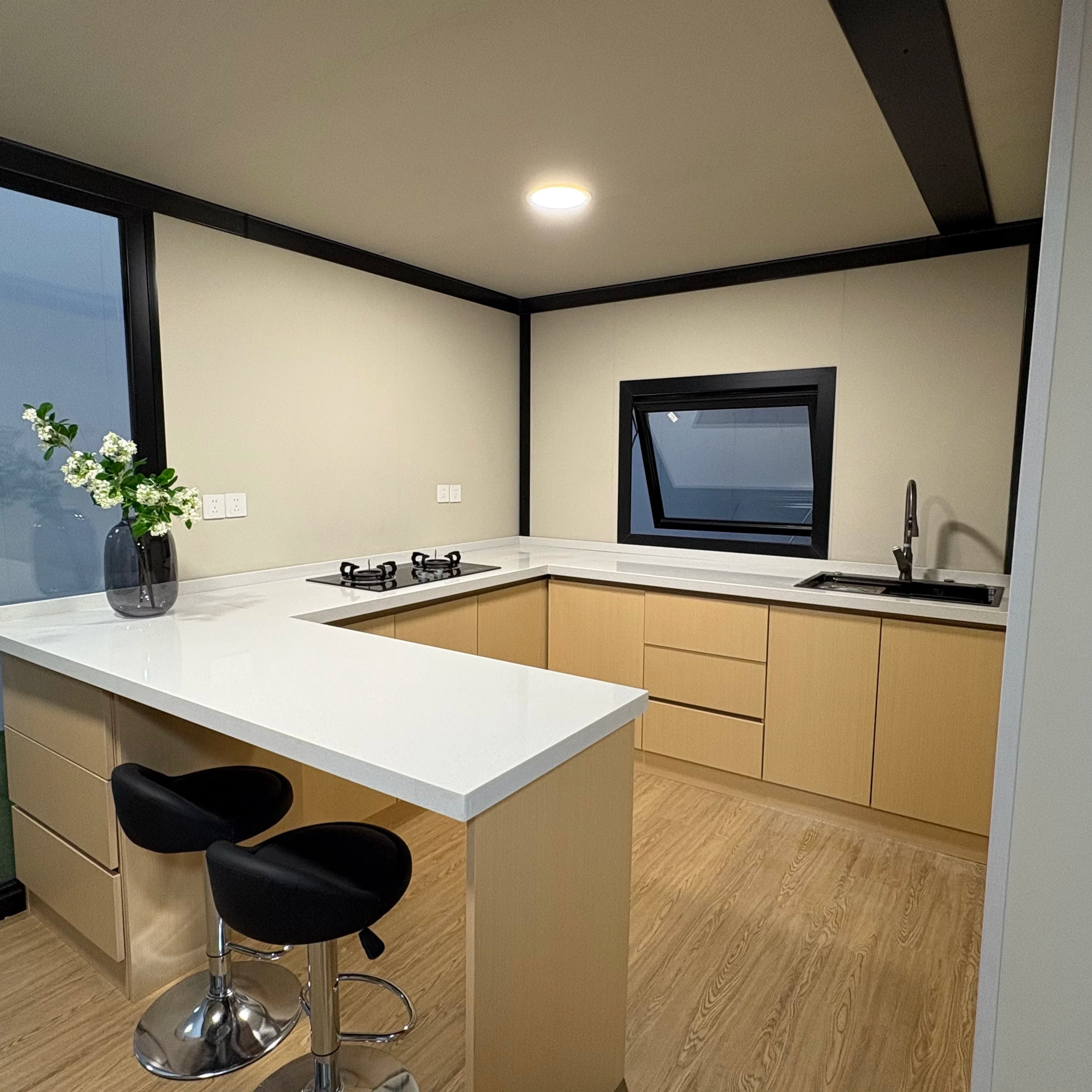 Double Layer Expandable Portable Folding 20ft 40ft Prefabricated 3 Bedroom Tiny Container House Factory With Luxury Homes Prices
