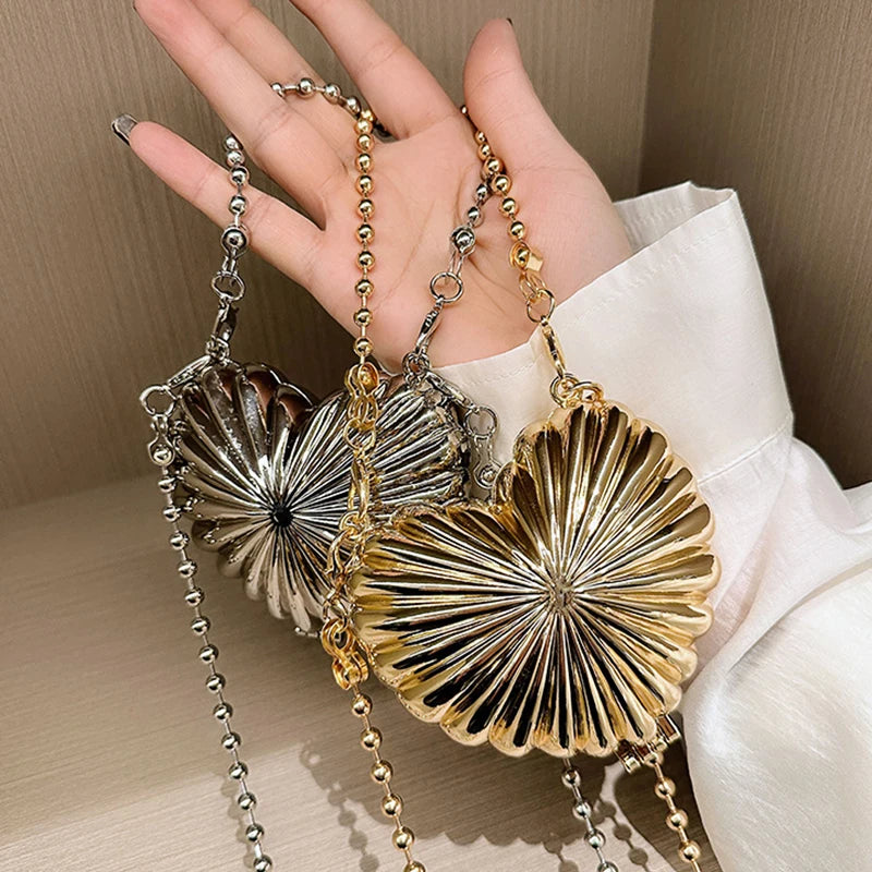 Luxury Designer Golden Silver Evening Bag Crossbody Shoulder Bags Handbag Mini Heart Pattern Clutch for Party Wedding