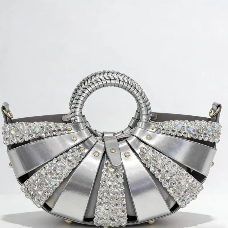 Luxury Sparkling Hollow Out Shell Bag Women Diamond Studded Handbag Rivets Decoration Party Wedding Clutch Evening Bag
