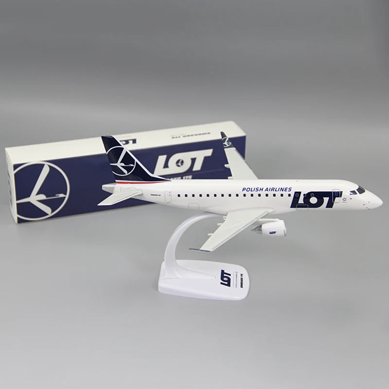 1/100 Scale E-175 E195 LOT Polish Air Airline Aircraft Assembly Plane Model Airplanes Toy Collection Display Gifts With Base