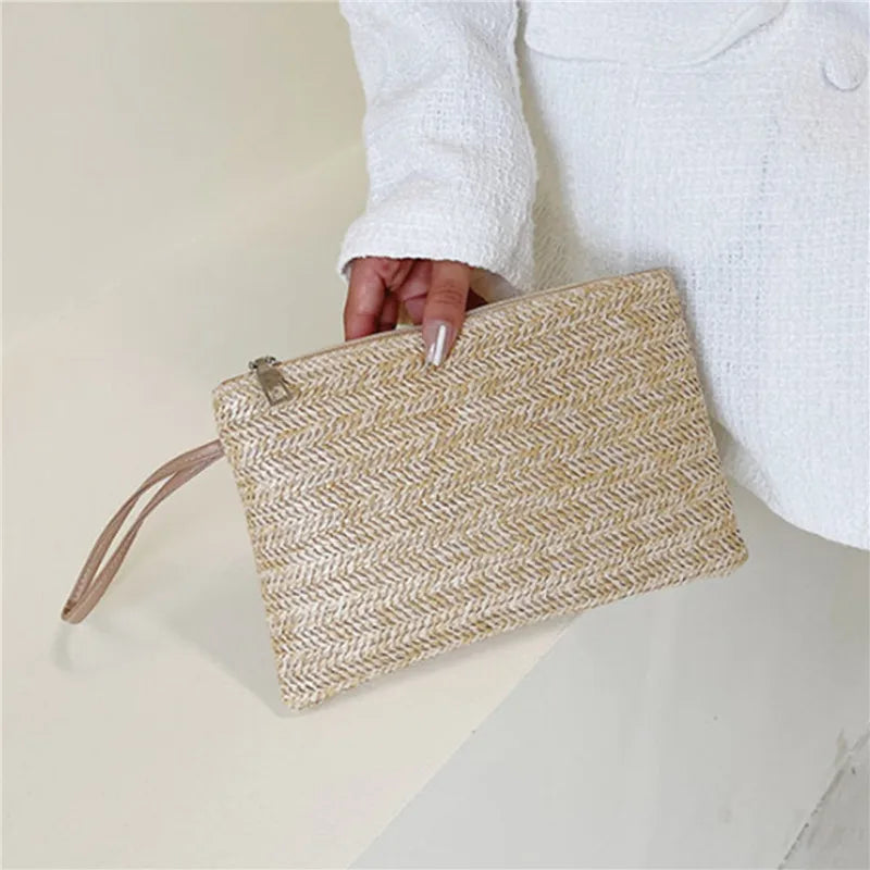 Clutch Bag for Women Handmade Backpack Fashion Ladies Wristlet Girl Phone Solid Straw Woven Coin Purse Beach Wallet Fresh Sweet