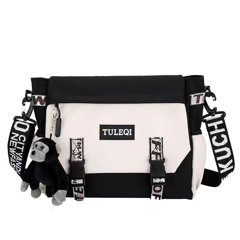 Men's Messenger Bag Japanese Fashion Large Capacity Handbags Shoulder Bag Casual Student Canvas Bag Nylon Tooling Crossbody Bags
