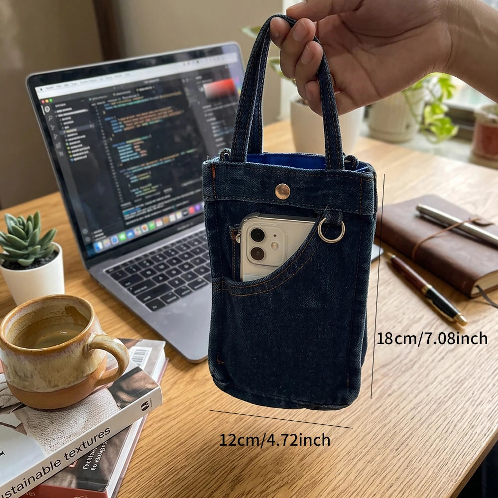 Stylish denim women’s bag: an elegant crossbody clutch, a minimalist phone and key pouch, a trendy denim purse, perfect for youn