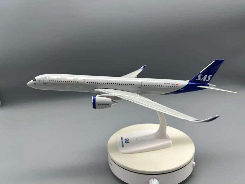 1:200 Scale 33cm A350-900 SAS Scandinavian Airlines Aircraft Diecast Model ABS Plastic Model Plane Toy With Stand Gift Ornaments