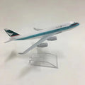 Cathay Pacific Airways B747 Alloy Airplane Model 1/400 Scale 16cm Boeing 747 Toy for Collection And Gift Airplane Mod