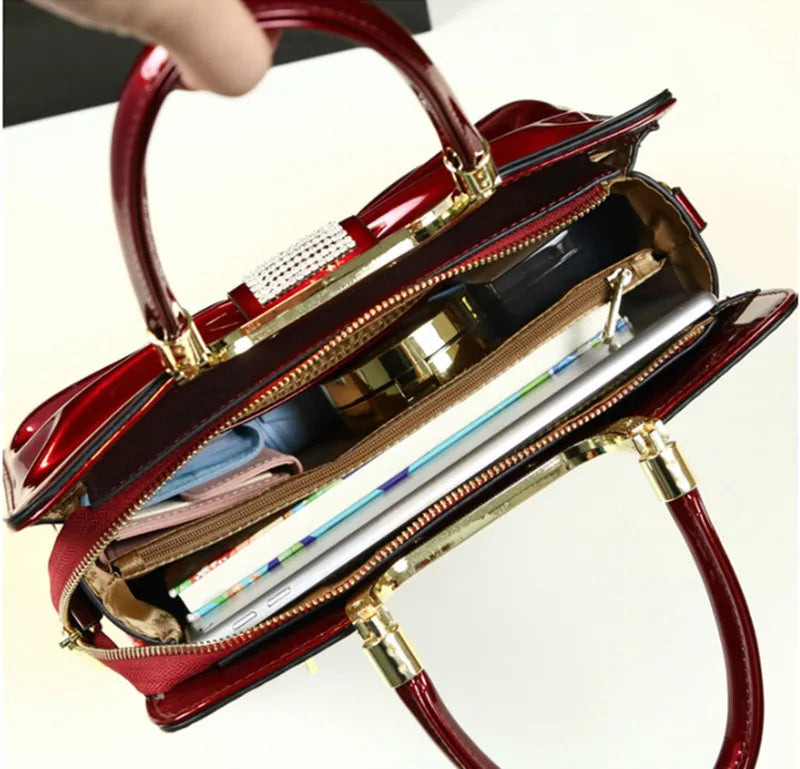2024 Women Luxury Designer Glossy Leather Evening Handbags Ladies Casual Crossbody Shoulder Bag Fashion Diamond Bow Tie Totes