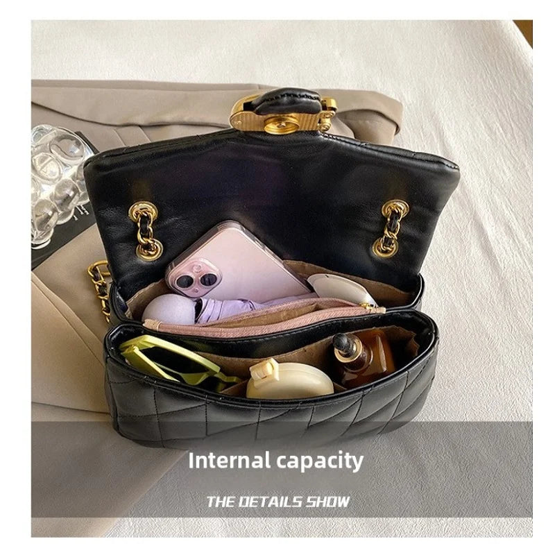 2026 New Fashion Women Flap Handbag C Shape Metal Buckle Chain Crossbody Bag Ladies Solid Color Shoulder Bag Daily Party Casual