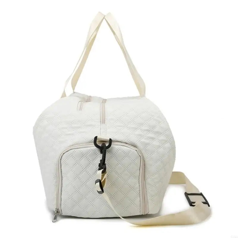 Q1QA Large Duffle Bag for Gym and Travel Sport Bag With Wet and Dry Compartments Suitable for Yoga and Short Trip