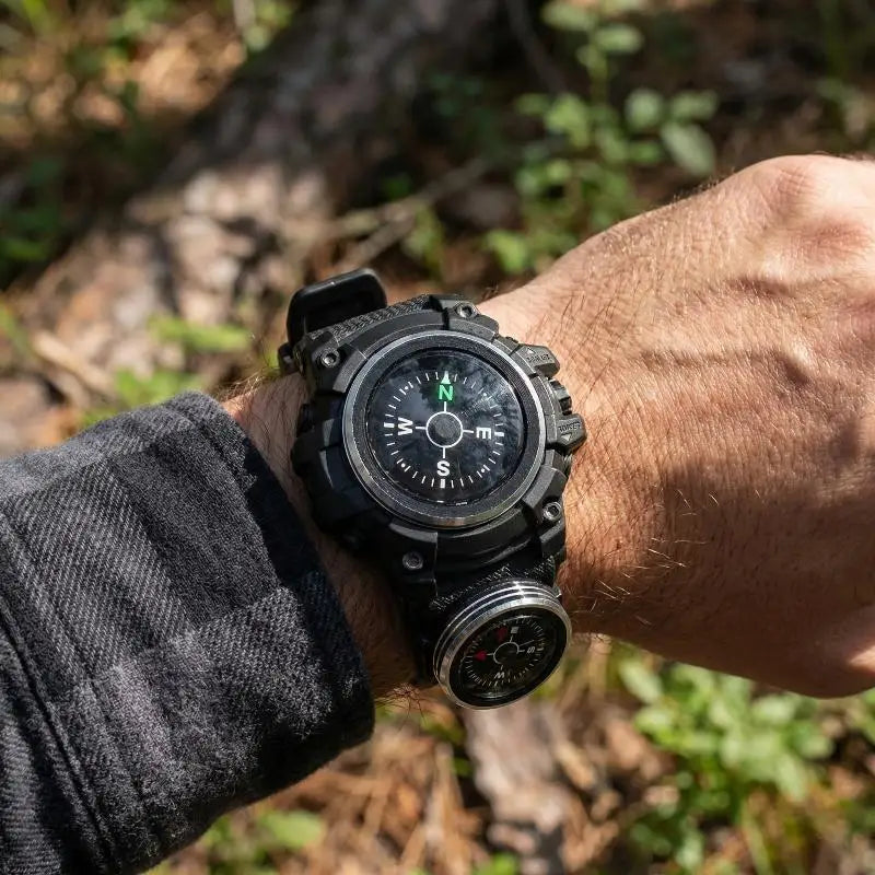 [J] Mini Portable Watch Strap Button Removable Compass Survival Mini Pocket Compass Outdoor Tools Hiking Camping Accessories