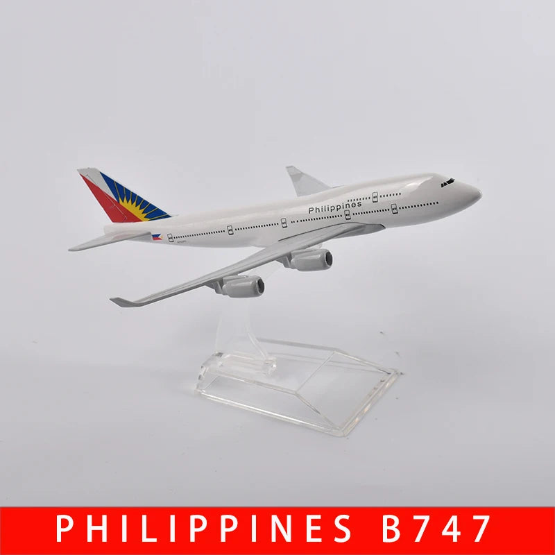 JASON TUTU B747 Airplane Model B777 Aircraft Model Diecast Metal 1/400 Scale Adult Children Collection For Display Show Gift