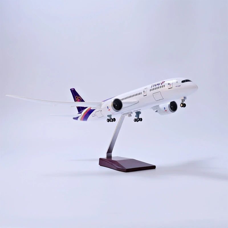 Scale Aircraft B787 Thailand Airways Model Plane 43cm Diecast Airplane Resin With Lights And Wheels Boys Collectible Miniatures