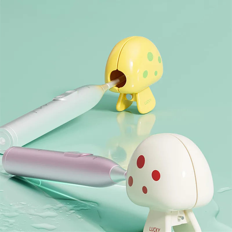 Travel toothbrush cover Dust-proof mushroom toothbrush head protective clip Household outdoor protective cap