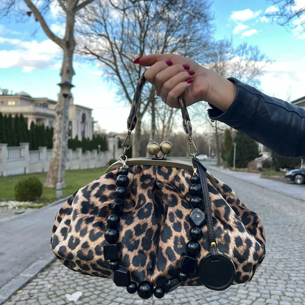 LOST IN VINTAGE Leopard Print Animals Fabric Soft Smooth Owl Bag Balls Bronze Kiss-lock Large Purse Clutch Large  35x23x10cm