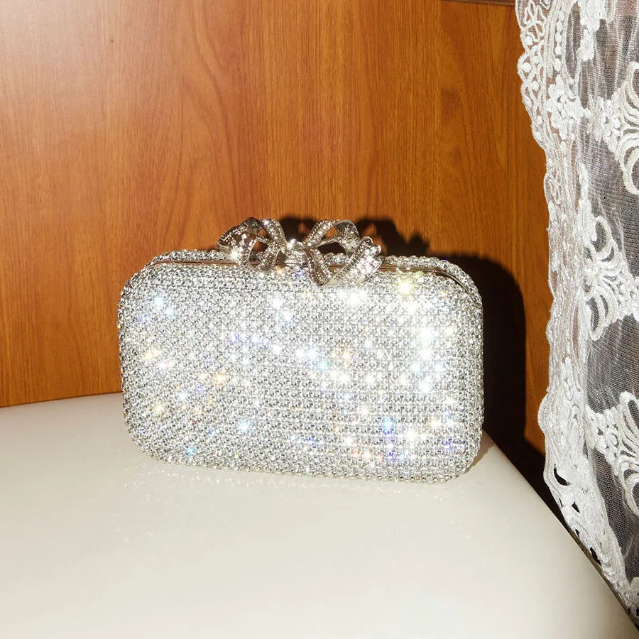 Luxury Diamond Clasp Evening Bag Bowknot Clutch Bags Rhinestone Small Box Bags Chains Shoulder Bags Wedding Party Purse Handbag