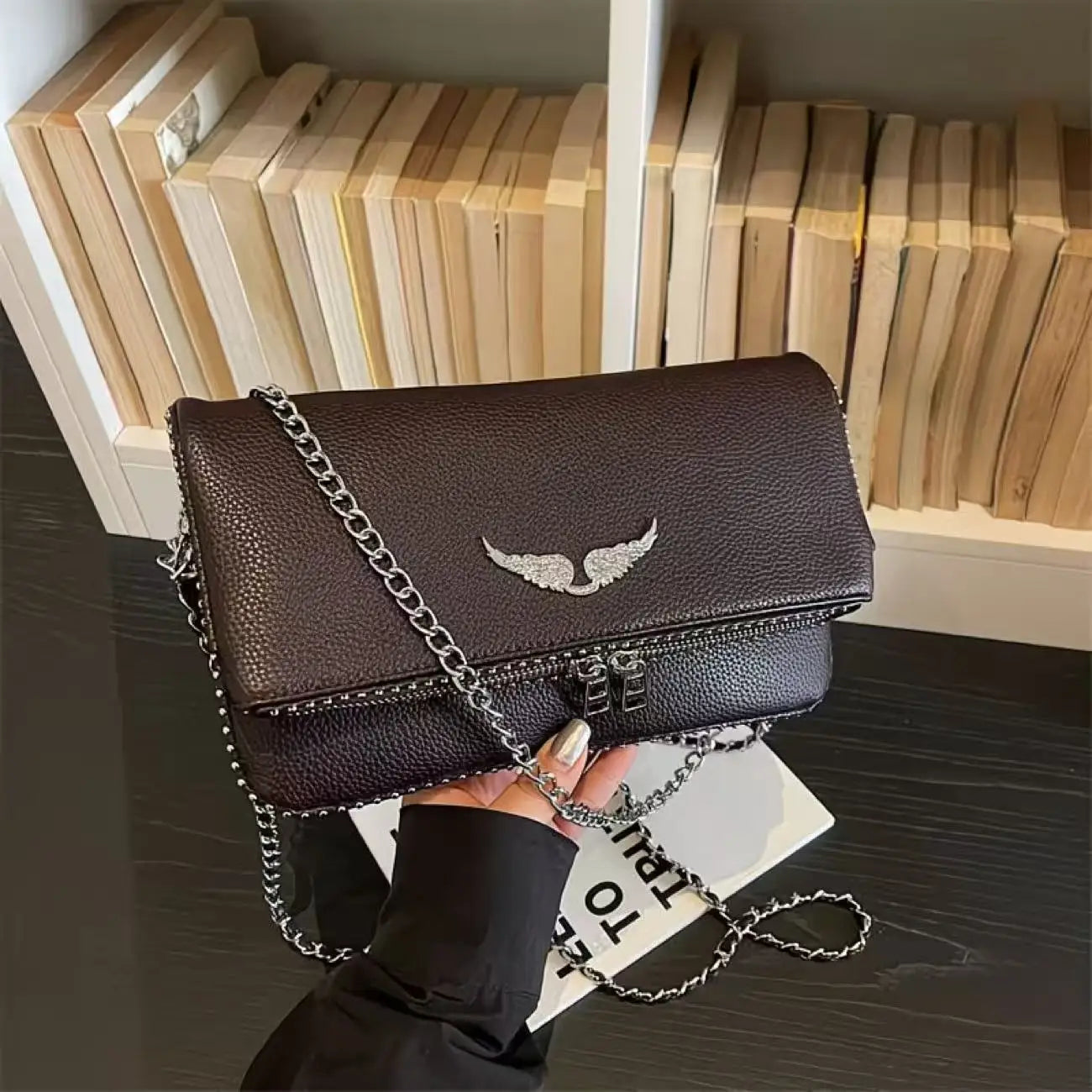 2026 New Style French Export Classic Multi-purpose Fashion Chain Flip Cover Side Carry Single Shoulder Side Bag with Wings for W