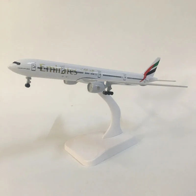 JASON TUTU 20CM United Arab Emirates Airline B777 Aircraft Model Planel Airplane Diecast Metal Planes Collect Gifts ﻿