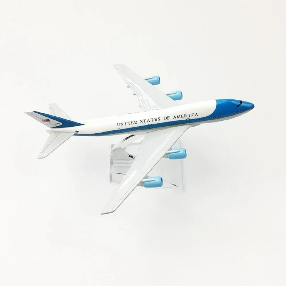 16cm Plane Model Air Force One B747 Airlines Alloy Metal Diecast 1/400 Scale airplane toy Model Replica With Base Offices Decor