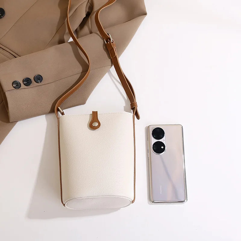 Cross border premium soft leather crossbody women's phone bag 2026 new commuting simple shoulder bucket bag small bag