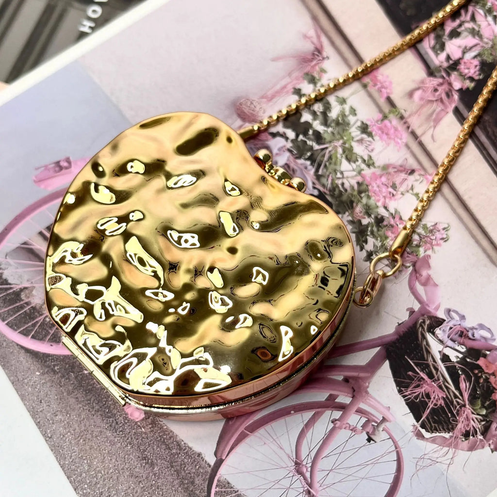 2025 New Summer Lipstick Bags For Women Fashion Pearl Mini Purse Crossbody Bag High Quality Gold Shell Bag Designer Shoulder Bag