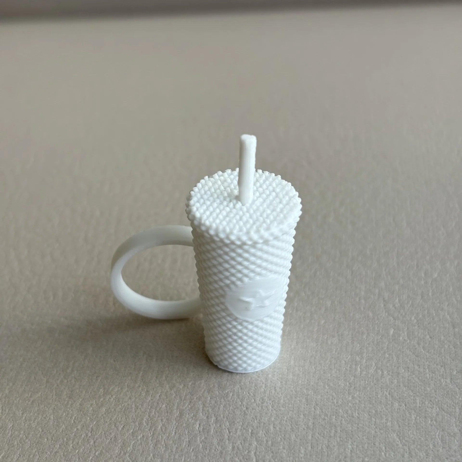 For labubu Miniature Water Cup Clothing Decoration Accessories Can Be Fixed On The Arm For Labubu Water Cup