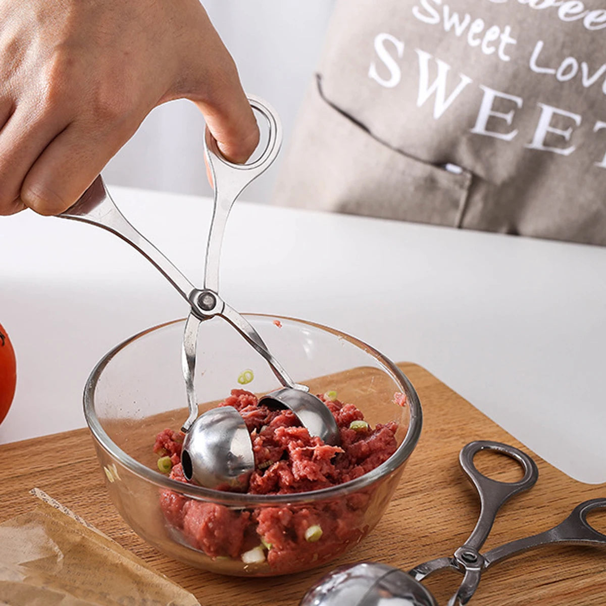 1pcs  Stainless Steel Meatball Maker Meatball Holder Diy Fish Ball Mold
