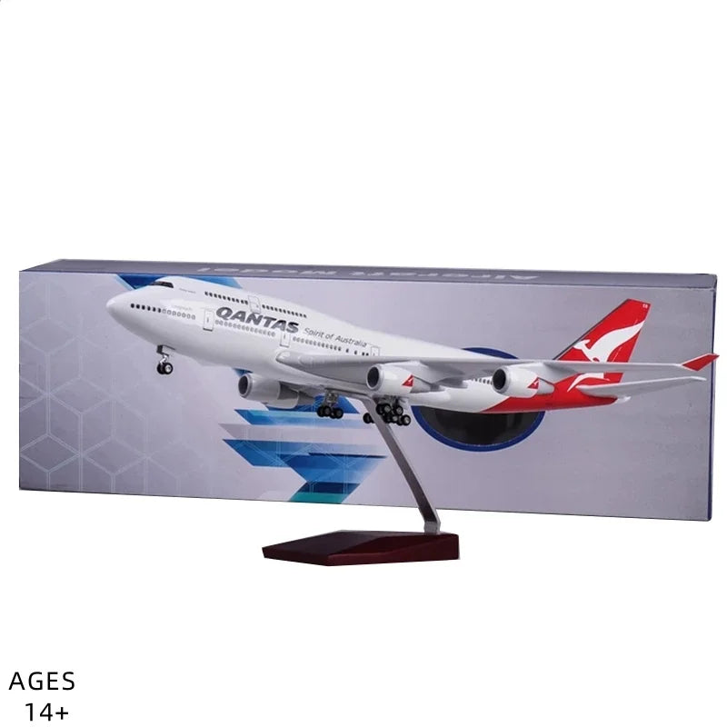 1/150 Scale B747 Airplane Model Australia Qantas Air Lines 47cm Diecast Resin Airplane With Led Lights And Wheels For Decoration