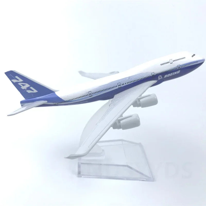 Airplane Scale 1/400 747 Series Toys plane Air Force One B747 Alloy Metal Toys and Hobbies Diecast W Wheels Souvenir Plane