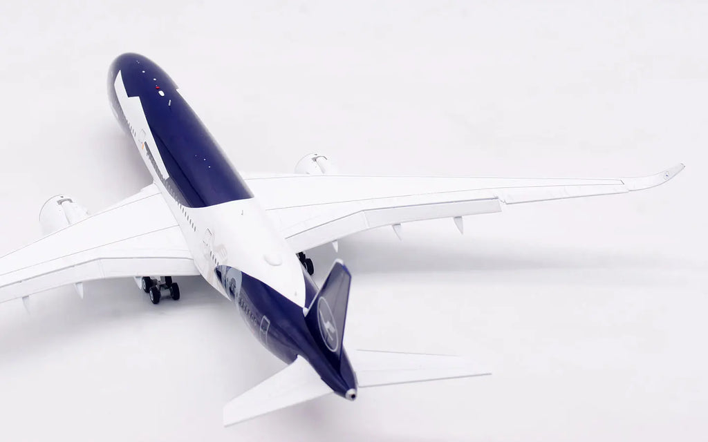 L2402 Alloy Collectible Plane Gift SQ Wings 1:200 Lufthansa "StarAlliance" Airbus A350-900 Diecast Aircraft Jet Model D-AIXL