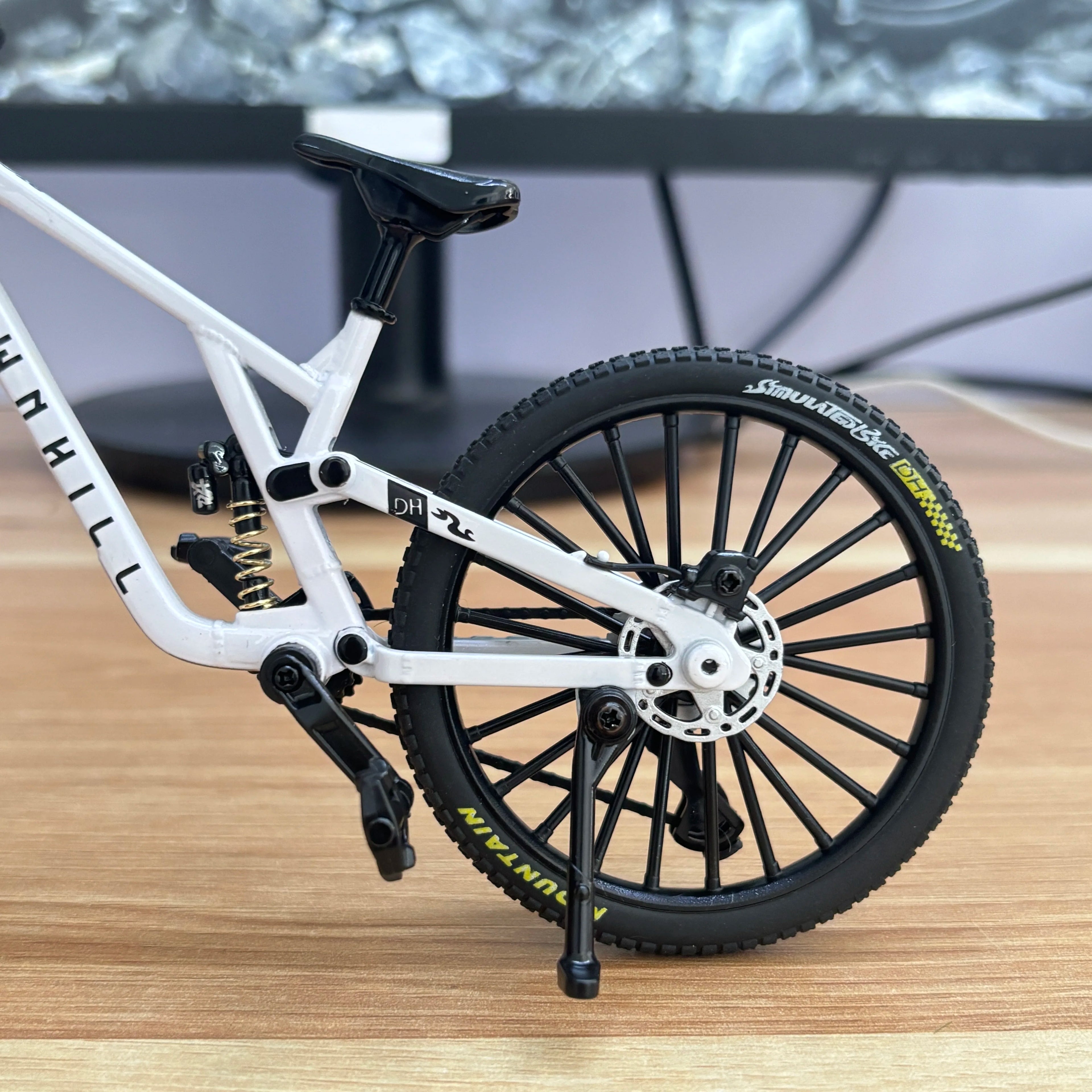 New 1:6 Model Alloy Mountain Bicycle Diecast Metal Racing Mountain Bike Simulation Collection Gift Toys