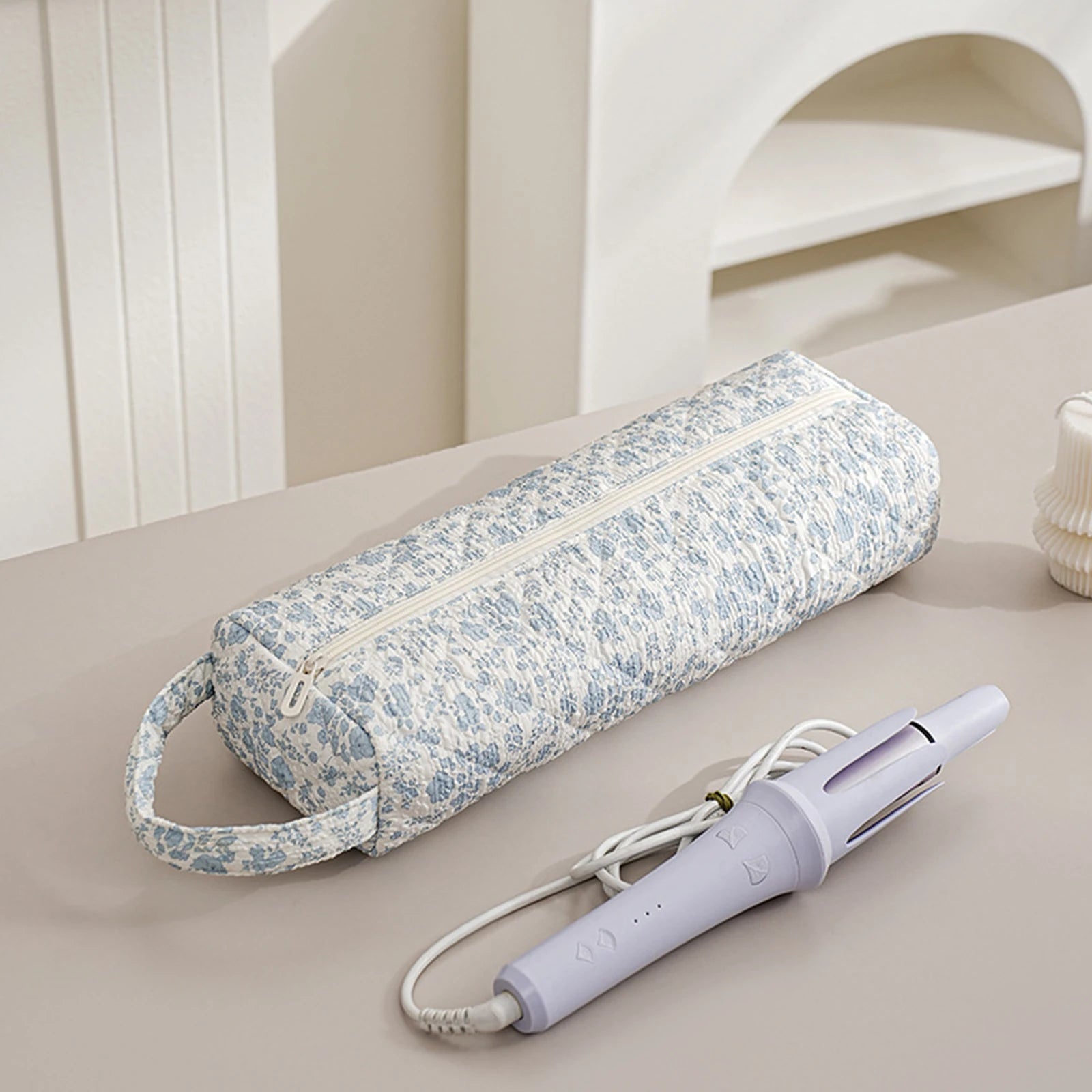 Quilted Soft Portable Carrying Case Zipper Hair Air Wrap Dryer Case Cute Cozy Soft for Skincare Beauty Accessories Brushes