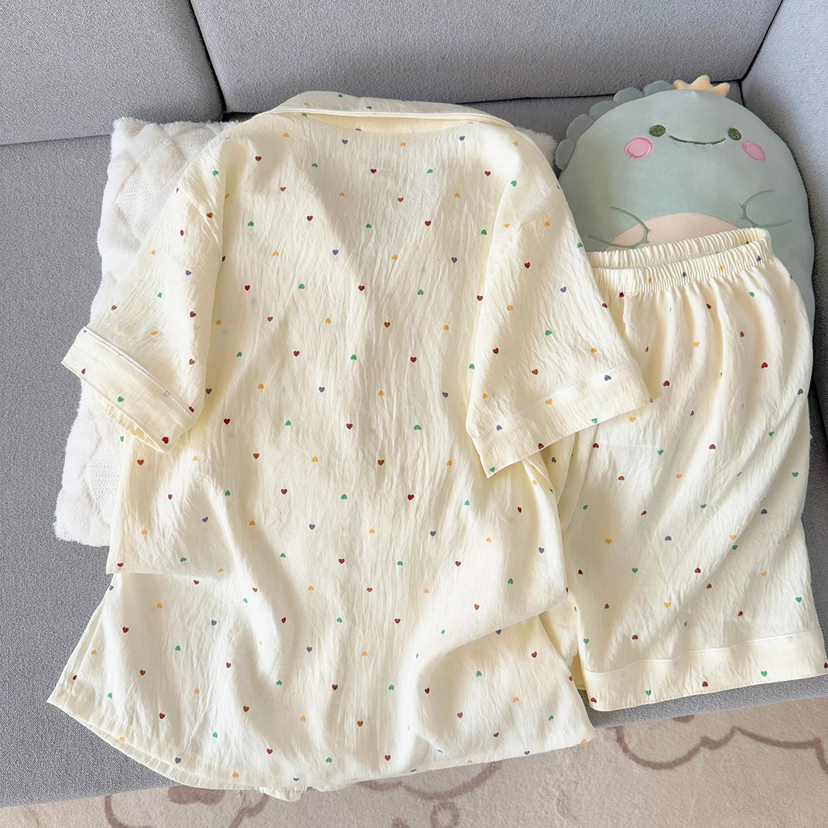 Women's Summer Thin Pajamas with Heart-Shaped Pattern, Short-Sleeved Shorts, Sweet and Cute, Can Be Worn Outside in Summer, Two-Piece Home Wear Set